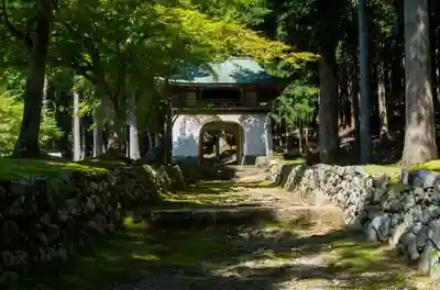 古知谷阿弥陀寺の山門・神門