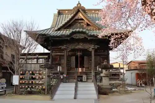 秩父札所十三番 慈眼寺の本殿・本堂