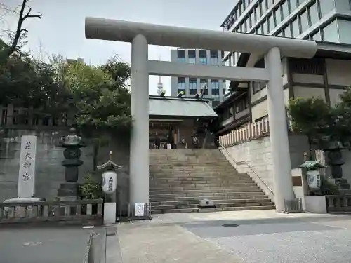 芝大神宮の鳥居