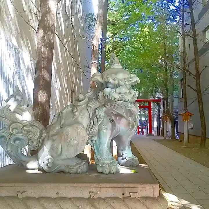 花園神社の狛犬