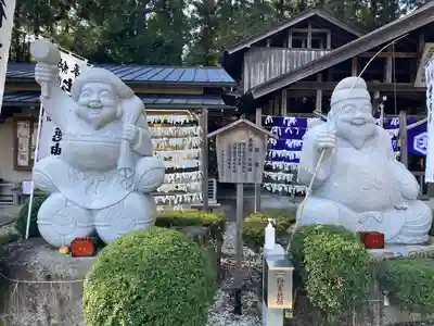 出雲福徳神社の像