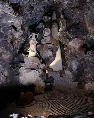 洞窟観音・徳明園・山徳記念館(群馬県)