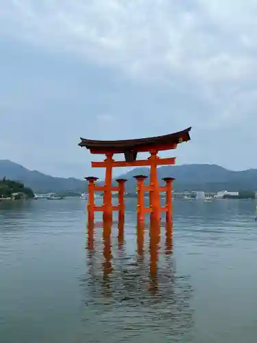 厳島神社(広島県)