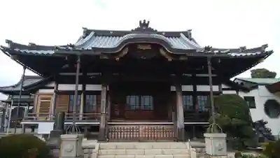 東漸寺の本殿・本堂