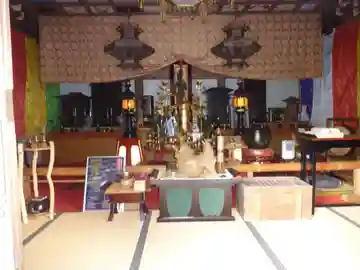 国束寺の本殿・本堂