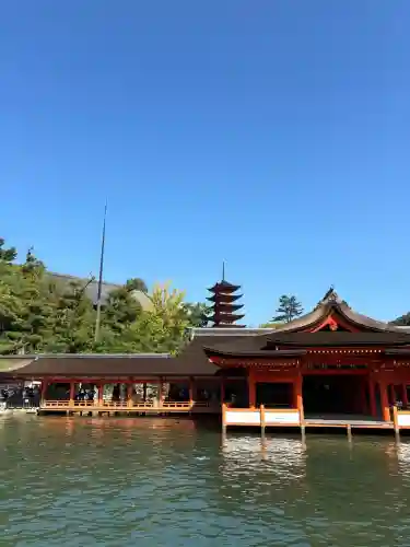 厳島神社(広島県)