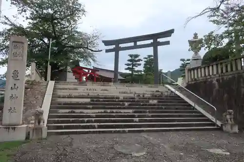 亀山神社の鳥居
