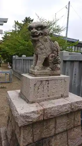 三社神社の狛犬