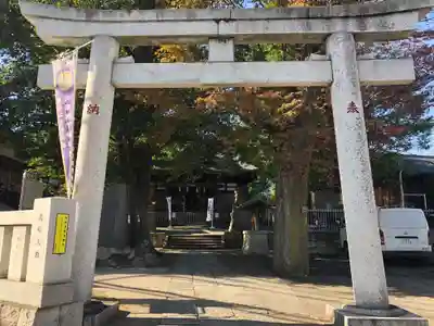 滝野川八幡神社の鳥居