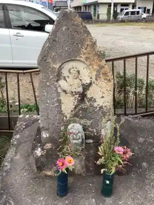 大日如来　他の地蔵