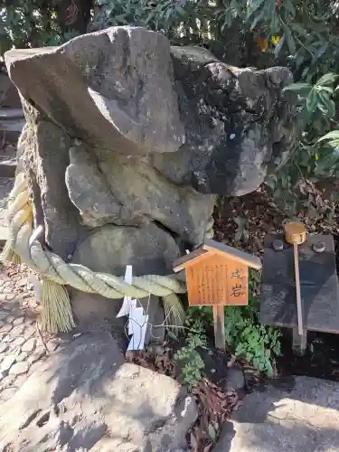 川越氷川神社の{uncategorized: "未分類", other: "その他", undefined: "問題あり", building: "その他建物", grave: "お墓", sacred_gate: "鳥居", guardian: "狛犬", statue: "像", buddha: "仏像", history: "歴史", nature: "自然", garden: "庭園", animal: "動物", pagoda: "塔", temizu: "手水舎", mountain_gate: "山門・神門", sanctuary: "本殿・本堂", subordinate: "末社・摂社", art: "芸術", scenery: "景色", jizo: "地蔵", ema: "絵馬", goshuin: "御朱印", omikuji: "おみくじ", items: "授与品その他", amulet: "お守り", goshuincho: "御朱印帳", eats: "食事", festival: "お祭り", votive_dance: "神楽", shichigosan: "七五三参", wedding: "結婚式", experience: "体験その他", initially: "初詣", around: "周辺", anti_infection: "感染症対策"}