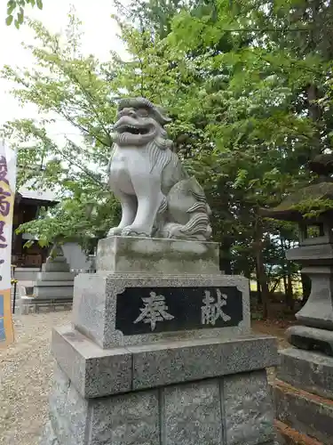 神楽神社の狛犬