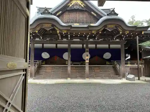 伊勢神宮内宮（皇大神宮）の{uncategorized: "未分類", other: "その他", undefined: "問題あり", building: "その他建物", grave: "お墓", sacred_gate: "鳥居", guardian: "狛犬", statue: "像", buddha: "仏像", history: "歴史", nature: "自然", garden: "庭園", animal: "動物", pagoda: "塔", temizu: "手水舎", mountain_gate: "山門・神門", sanctuary: "本殿・本堂", subordinate: "末社・摂社", art: "芸術", scenery: "景色", jizo: "地蔵", ema: "絵馬", goshuin: "御朱印", omikuji: "おみくじ", items: "授与品その他", amulet: "お守り", goshuincho: "御朱印帳", eats: "食事", festival: "お祭り", votive_dance: "神楽", shichigosan: "七五三参", wedding: "結婚式", experience: "体験その他", initially: "初詣", around: "周辺", anti_infection: "感染症対策"}