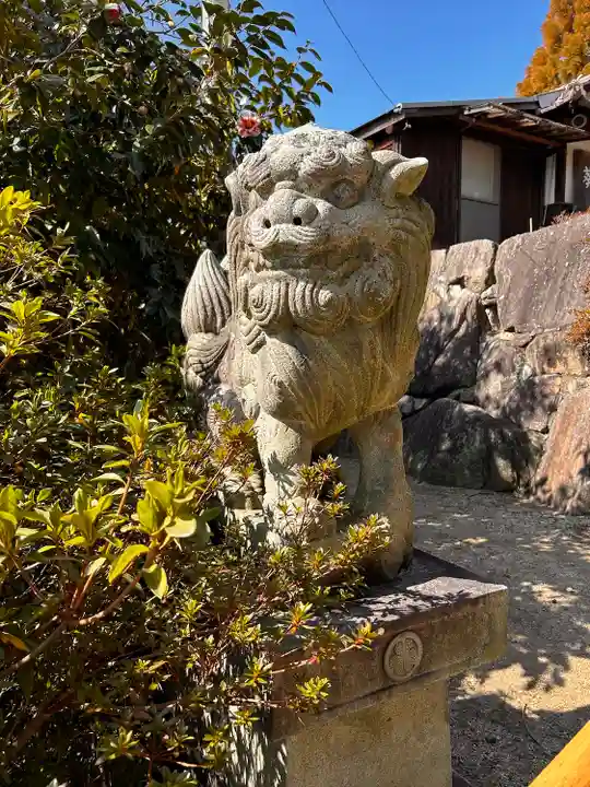 屋島神社(讃岐東照宮)の狛犬