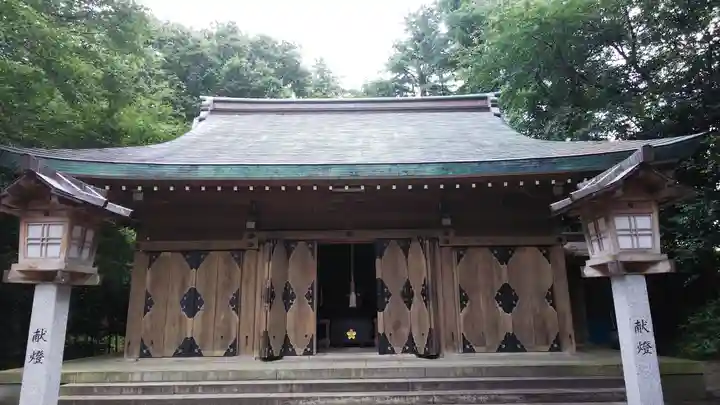 高岡市護国神社の本殿・本堂
