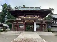 富士山法華本門寺根源の山門・神門
