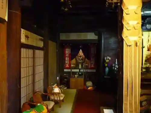 金剛座寺の本殿・本堂