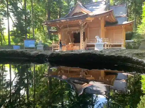 須山浅間神社の本殿・本堂