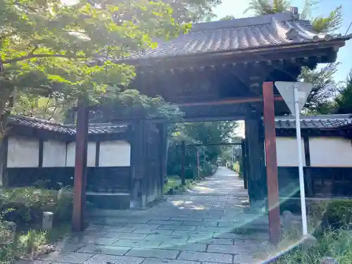 長楽寺の山門