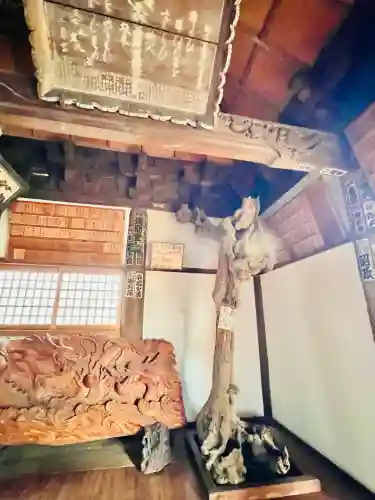 星谷寺の{uncategorized: "未分類", other: "その他", undefined: "問題あり", building: "その他建物", grave: "お墓", sacred_gate: "鳥居", guardian: "狛犬", statue: "像", buddha: "仏像", history: "歴史", nature: "自然", garden: "庭園", animal: "動物", pagoda: "塔", temizu: "手水舎", mountain_gate: "山門・神門", sanctuary: "本殿・本堂", subordinate: "末社・摂社", art: "芸術", scenery: "景色", jizo: "地蔵", ema: "絵馬", goshuin: "御朱印", omikuji: "おみくじ", items: "授与品その他", amulet: "お守り", goshuincho: "御朱印帳", eats: "食事", festival: "お祭り", votive_dance: "神楽", shichigosan: "七五三参", wedding: "結婚式", experience: "体験その他", initially: "初詣", around: "周辺", anti_infection: "感染症対策"}