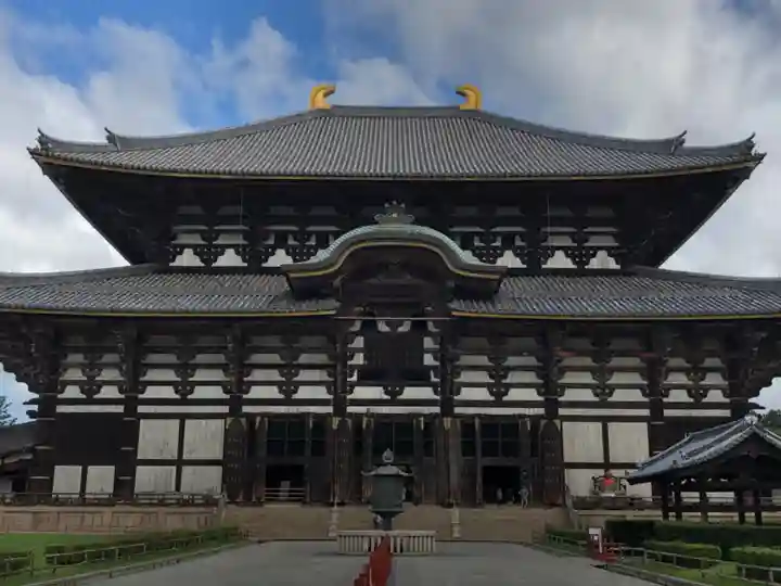 東大寺の本殿・本堂