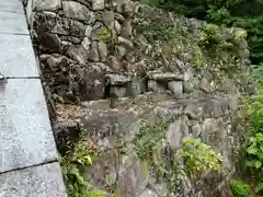 石座神社の建物その他