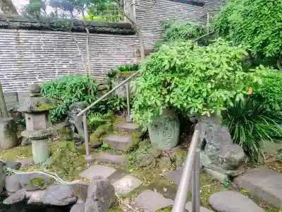 待乳山聖天（本龍院）の{uncategorized: "未分類", other: "その他", undefined: "問題あり", building: "その他建物", grave: "お墓", sacred_gate: "鳥居", guardian: "狛犬", statue: "像", buddha: "仏像", history: "歴史", nature: "自然", garden: "庭園", animal: "動物", pagoda: "塔", temizu: "手水舎", mountain_gate: "山門・神門", sanctuary: "本殿・本堂", subordinate: "末社・摂社", art: "芸術", scenery: "景色", jizo: "地蔵", ema: "絵馬", goshuin: "御朱印", omikuji: "おみくじ", items: "授与品その他", amulet: "お守り", goshuincho: "御朱印帳", eats: "食事", festival: "お祭り", votive_dance: "神楽", shichigosan: "七五三参", wedding: "結婚式", experience: "体験その他", initially: "初詣", around: "周辺", anti_infection: "感染症対策"}