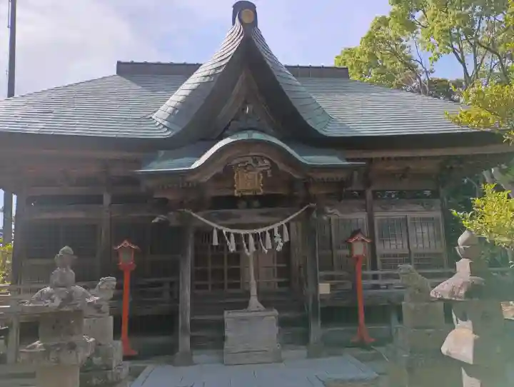 白幡八幡神社の{uncategorized: "未分類", other: "その他", undefined: "問題あり", building: "その他建物", grave: "お墓", sacred_gate: "鳥居", guardian: "狛犬", statue: "像", buddha: "仏像", history: "歴史", nature: "自然", garden: "庭園", animal: "動物", pagoda: "塔", temizu: "手水舎", mountain_gate: "山門・神門", sanctuary: "本殿・本堂", subordinate: "末社・摂社", art: "芸術", scenery: "景色", jizo: "地蔵", ema: "絵馬", goshuin: "御朱印", omikuji: "おみくじ", items: "授与品その他", amulet: "お守り", goshuincho: "御朱印帳", eats: "食事", festival: "お祭り", votive_dance: "神楽", shichigosan: "七五三参", wedding: "結婚式", experience: "体験その他", initially: "初詣", around: "周辺", anti_infection: "感染症対策"}