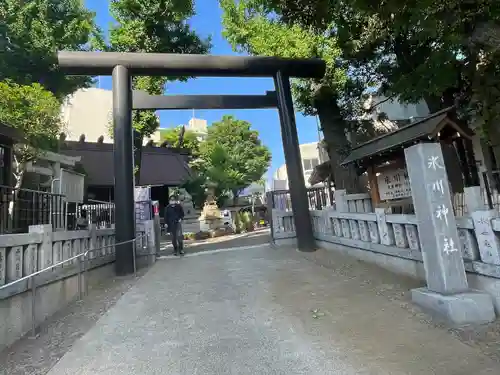 高円寺氷川神社の鳥居