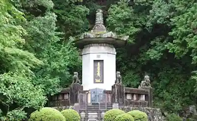 身延山 祖廟拝殿のその他建物