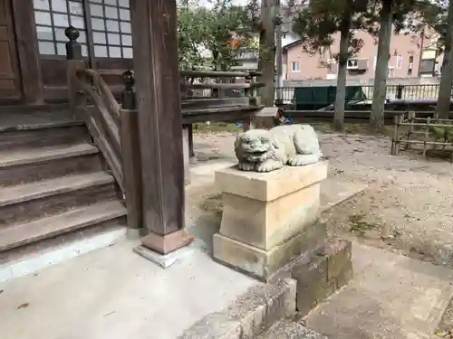 野蛟神社の狛犬