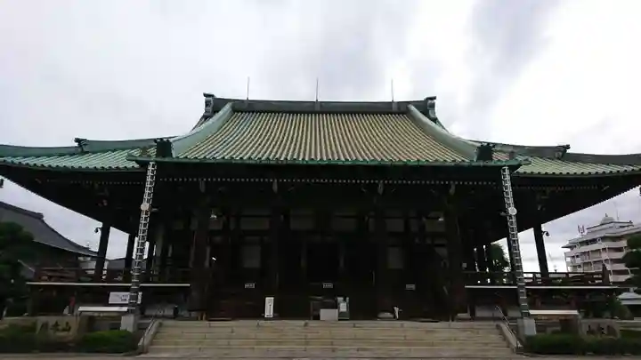 大念佛寺の本殿・本堂