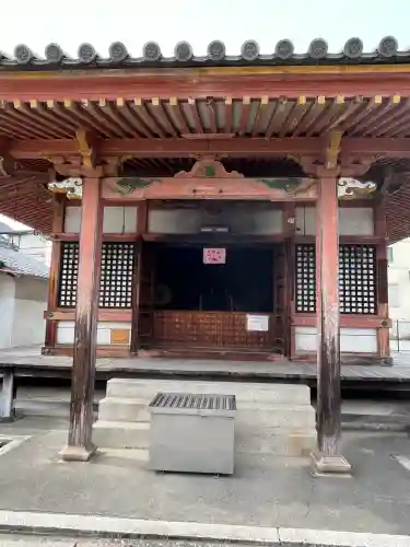 家原寺の{uncategorized: "未分類", other: "その他", undefined: "問題あり", building: "その他建物", grave: "お墓", sacred_gate: "鳥居", guardian: "狛犬", statue: "像", buddha: "仏像", history: "歴史", nature: "自然", garden: "庭園", animal: "動物", pagoda: "塔", temizu: "手水舎", mountain_gate: "山門・神門", sanctuary: "本殿・本堂", subordinate: "末社・摂社", art: "芸術", scenery: "景色", jizo: "地蔵", ema: "絵馬", goshuin: "御朱印", omikuji: "おみくじ", items: "授与品その他", amulet: "お守り", goshuincho: "御朱印帳", eats: "食事", festival: "お祭り", votive_dance: "神楽", shichigosan: "七五三参", wedding: "結婚式", experience: "体験その他", initially: "初詣", around: "周辺", anti_infection: "感染症対策"}