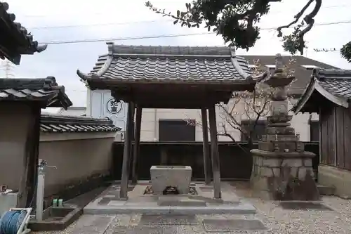 徳正寺の手水舎