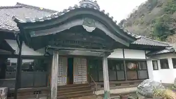 慈恩院の本殿・本堂