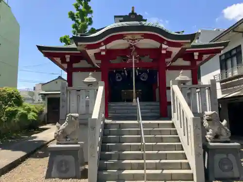 七倉稲荷神社の{uncategorized: "未分類", other: "その他", undefined: "問題あり", building: "その他建物", grave: "お墓", sacred_gate: "鳥居", guardian: "狛犬", statue: "像", buddha: "仏像", history: "歴史", nature: "自然", garden: "庭園", animal: "動物", pagoda: "塔", temizu: "手水舎", mountain_gate: "山門・神門", sanctuary: "本殿・本堂", subordinate: "末社・摂社", art: "芸術", scenery: "景色", jizo: "地蔵", ema: "絵馬", goshuin: "御朱印", omikuji: "おみくじ", items: "授与品その他", amulet: "お守り", goshuincho: "御朱印帳", eats: "食事", festival: "お祭り", votive_dance: "神楽", shichigosan: "七五三参", wedding: "結婚式", experience: "体験その他", initially: "初詣", around: "周辺", anti_infection: "感染症対策"}