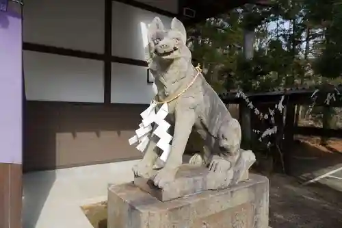 山津見神社の狛犬