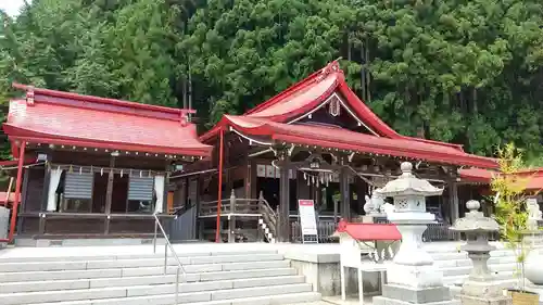 金蛇水神社の本殿