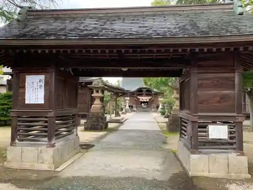 宇美神社の山門