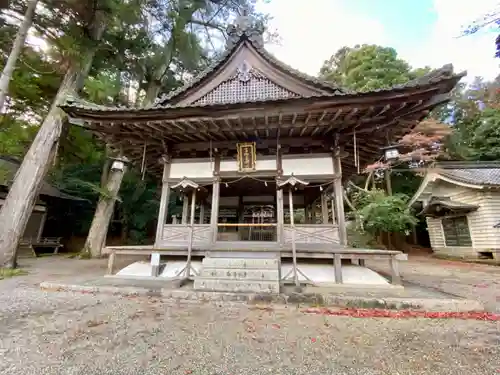 吉御子神社の建物その他