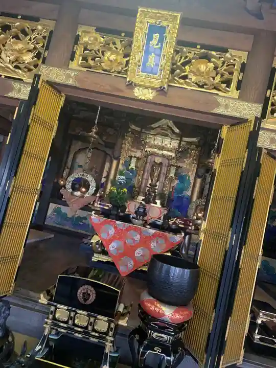 諧光寺の本殿・本堂