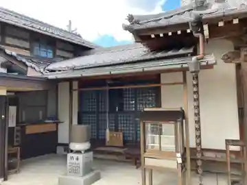 養護院の本殿・本堂