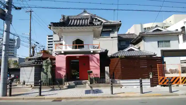 六大院の山門・神門