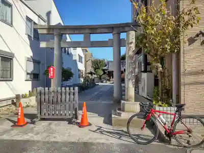 原稲荷神社の鳥居