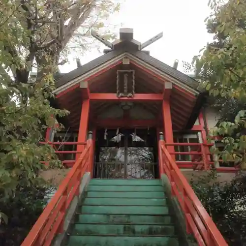 於玉稲荷神社の本殿・本堂
