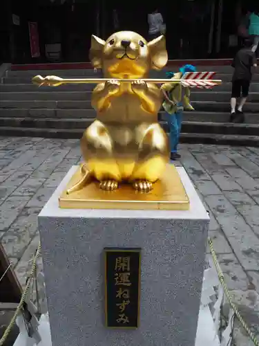 日光二荒山神社の狛犬