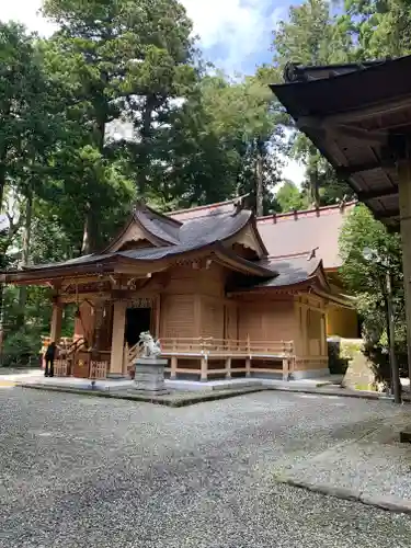 須山浅間神社の本殿