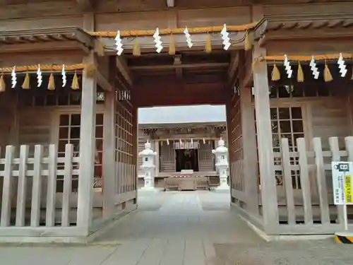 淺間神社（忍野八海）の山門