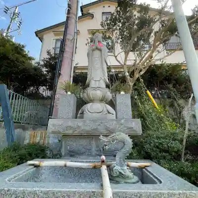 最福寺別院江の島大師の手水舎