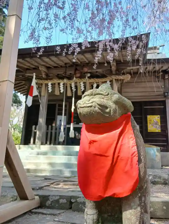 亀岡八幡宮の{uncategorized: "未分類", other: "その他", undefined: "問題あり", building: "その他建物", grave: "お墓", sacred_gate: "鳥居", guardian: "狛犬", statue: "像", buddha: "仏像", history: "歴史", nature: "自然", garden: "庭園", animal: "動物", pagoda: "塔", temizu: "手水舎", mountain_gate: "山門・神門", sanctuary: "本殿・本堂", subordinate: "末社・摂社", art: "芸術", scenery: "景色", jizo: "地蔵", ema: "絵馬", goshuin: "御朱印", omikuji: "おみくじ", items: "授与品その他", amulet: "お守り", goshuincho: "御朱印帳", eats: "食事", festival: "お祭り", votive_dance: "神楽", shichigosan: "七五三参", wedding: "結婚式", experience: "体験その他", initially: "初詣", around: "周辺", anti_infection: "感染症対策"}